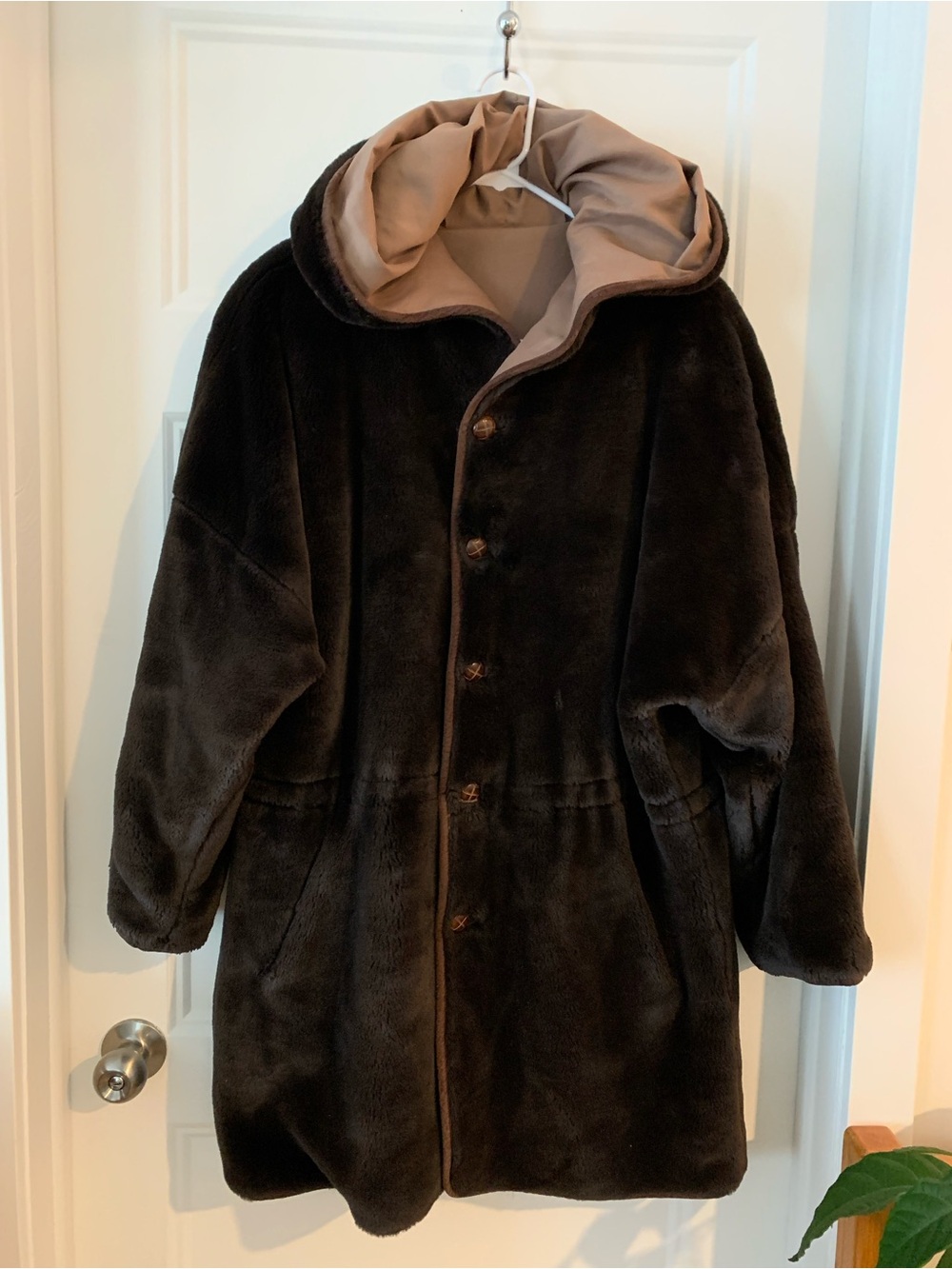 Vintage Apropos ,Women's   Hooded Faux Fur reversible Coat in Dark Brown